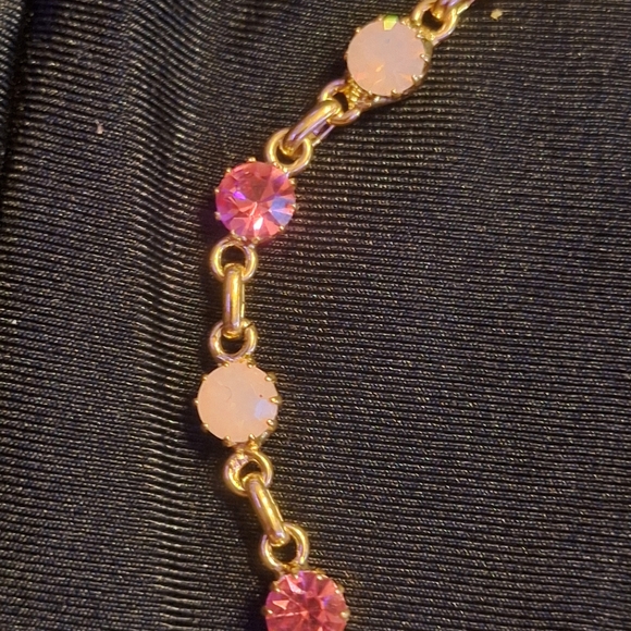 NECKLACE AND EARRING SET yellow gold pink/white crystal Suzanne Bjontegard 18in - Picture 6 of 6
